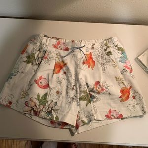 Floral Print High-waisted Shorts